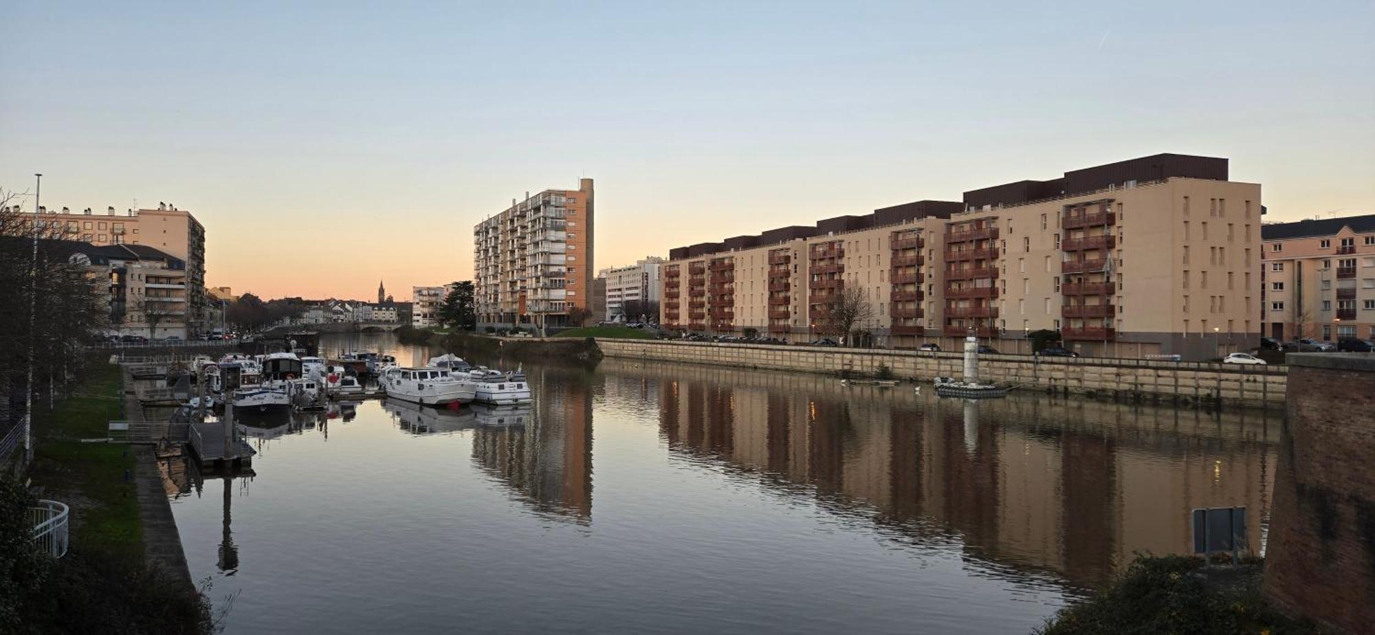 Le Balcon D'Anatole 3Etoiles Apartment Le Mans Ngoại thất bức ảnh
